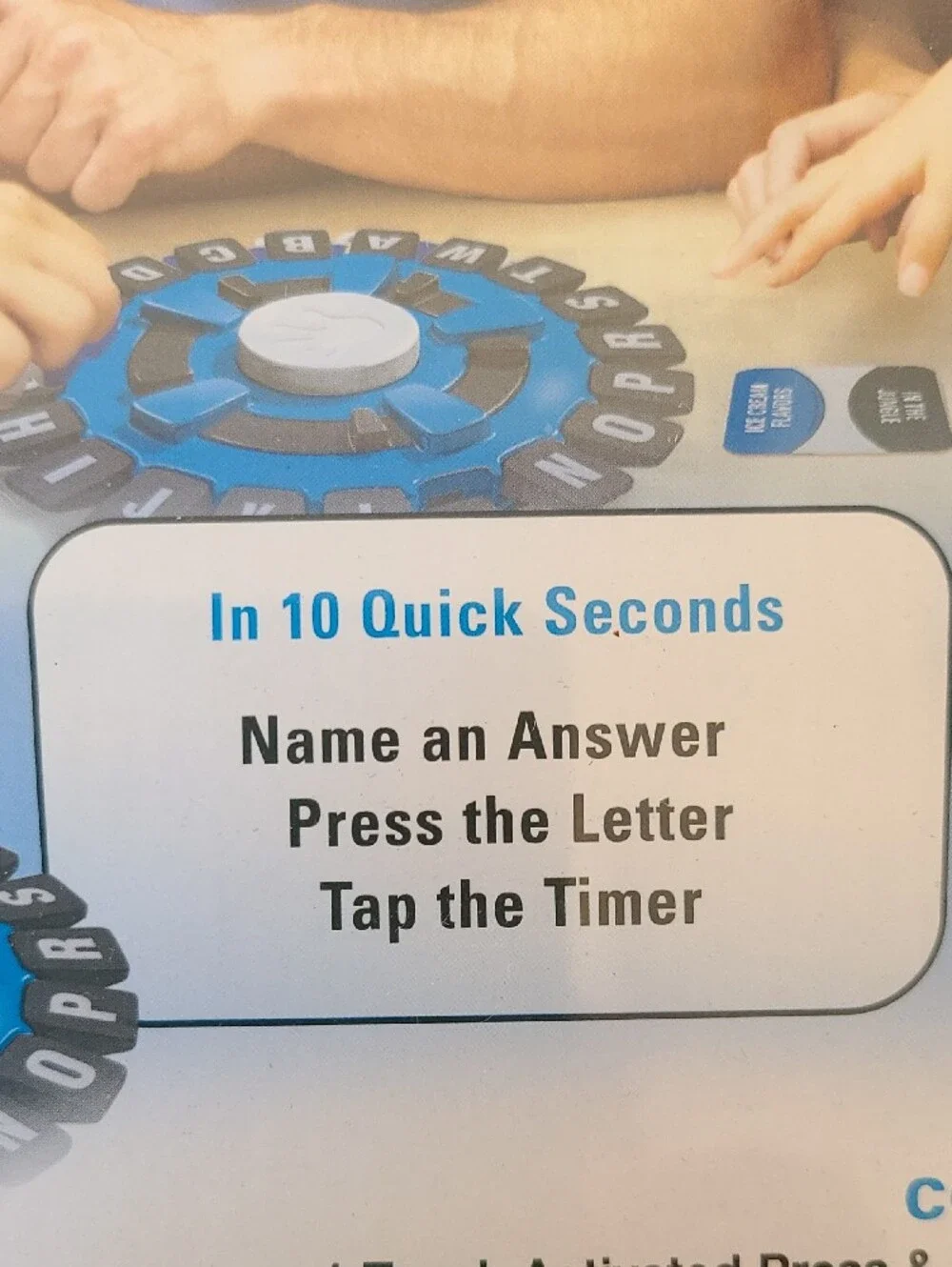 TAPPLE Fast Word Game - Blue- Party Word Challenge